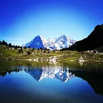 Thun Alps Scenic Views And Concierge By Swisshut メルリゲン