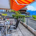 アパート Thun Alps Scenic Views And Concierge By Swisshut